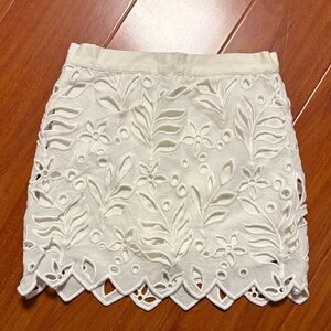 Elegant White Lace Women Shorts